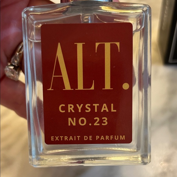ALT. Crystal No. 23 Extrait de Parfum; Similar to Baccrarat Rouge-sells for 350 - Picture 7 of 8